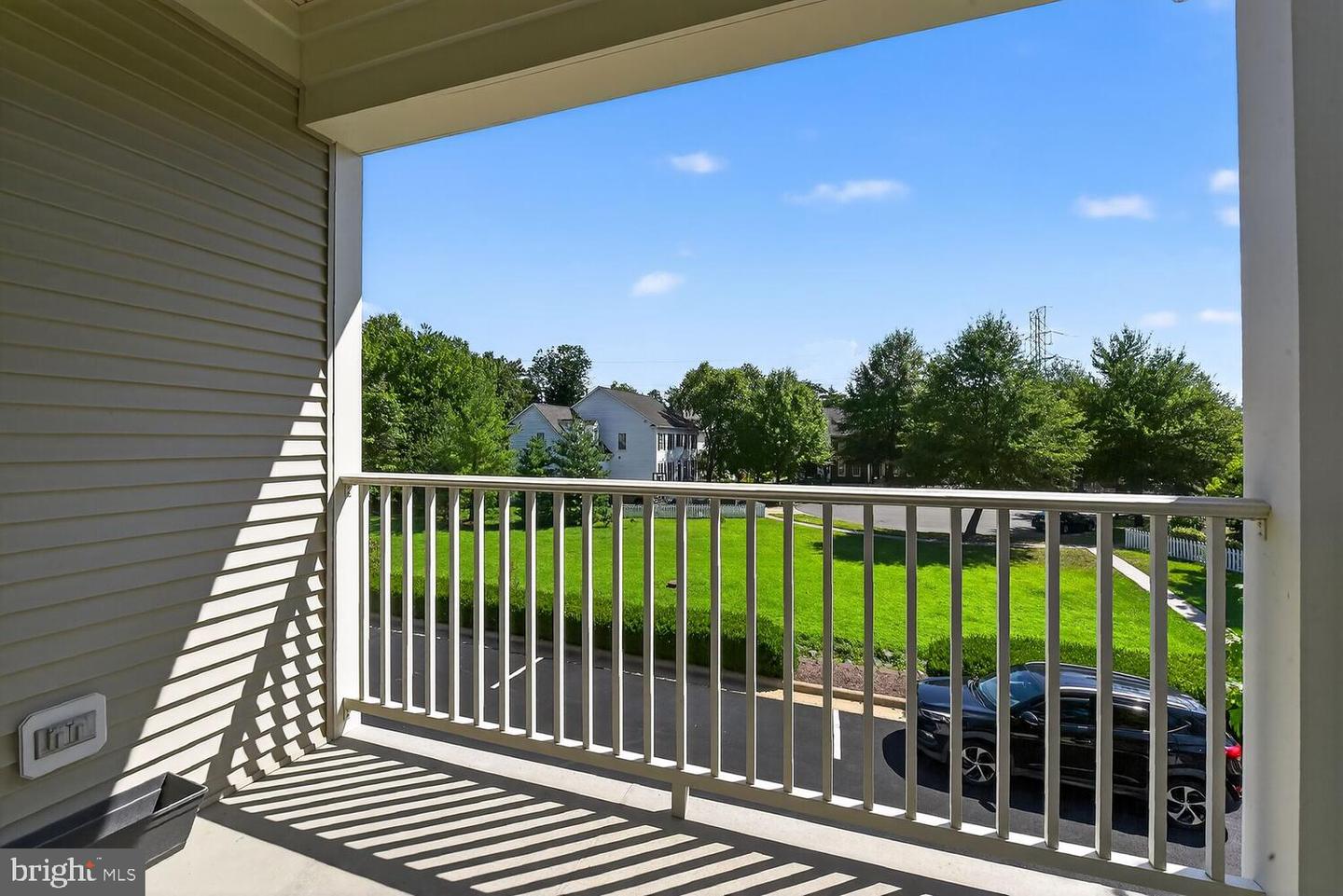 20230 MACGLASHAN TER #2107, ASHBURN, Virginia 20147, 2 Bedrooms Bedrooms, ,2 BathroomsBathrooms,Residential,For sale,20230 MACGLASHAN TER #2107,VALO2102034 MLS # VALO2102034