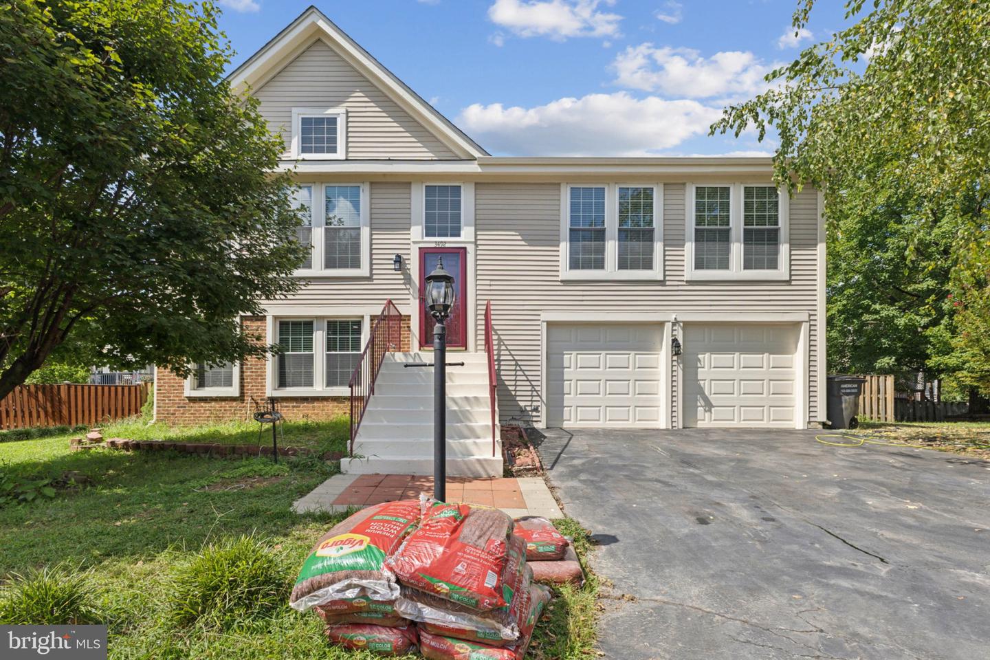 3492 LACROSSE CT, WOODBRIDGE, Virginia 22193, 4 Bedrooms Bedrooms, ,3 BathroomsBathrooms,Residential,For sale,3492 LACROSSE CT,VAPW2099866 MLS # VAPW2099866