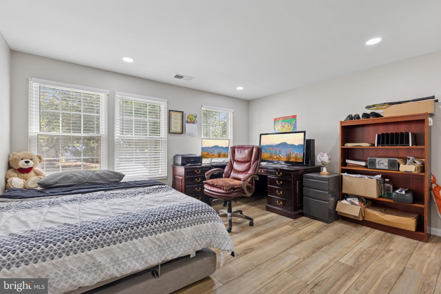 3492 LACROSSE CT, WOODBRIDGE, Virginia 22193, 4 Bedrooms Bedrooms, ,3 BathroomsBathrooms,Residential,For sale,3492 LACROSSE CT,VAPW2099866 MLS # VAPW2099866