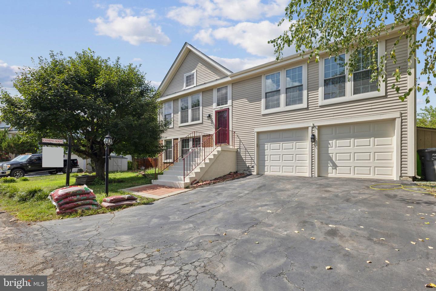 3492 LACROSSE CT, WOODBRIDGE, Virginia 22193, 4 Bedrooms Bedrooms, ,3 BathroomsBathrooms,Residential,For sale,3492 LACROSSE CT,VAPW2099866 MLS # VAPW2099866