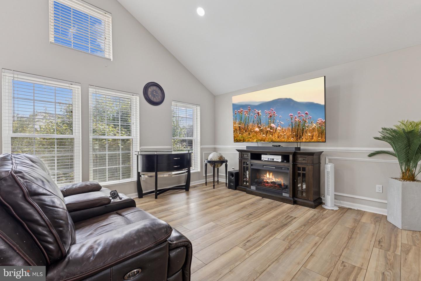3492 LACROSSE CT, WOODBRIDGE, Virginia 22193, 4 Bedrooms Bedrooms, ,3 BathroomsBathrooms,Residential,For sale,3492 LACROSSE CT,VAPW2099866 MLS # VAPW2099866