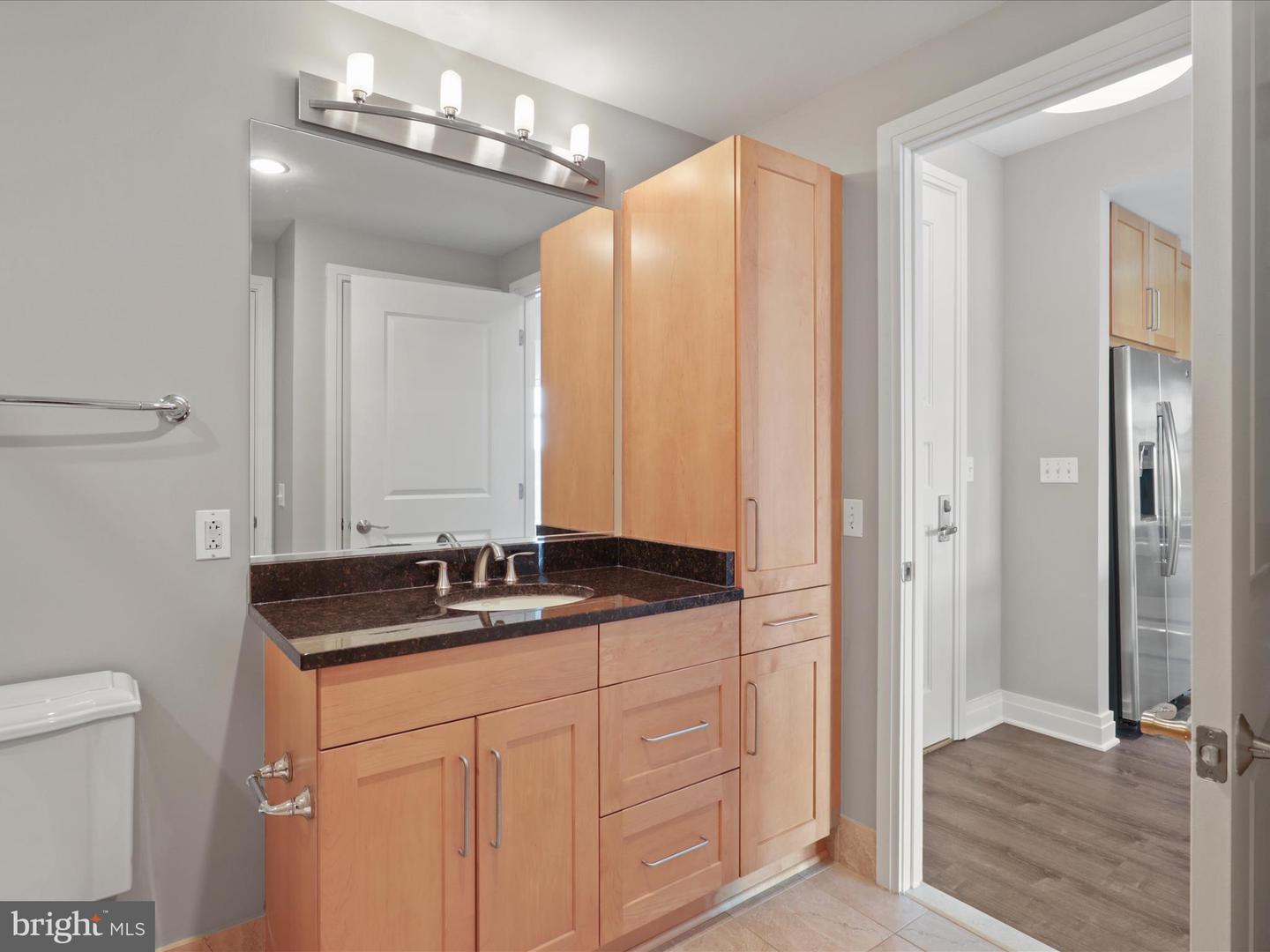 8220 CRESTWOOD HEIGHTS DR #708, MCLEAN, Virginia 22102, 2 Bedrooms Bedrooms, ,2 BathroomsBathrooms,Residential,For sale,8220 CRESTWOOD HEIGHTS DR #708,VAFX2257300 MLS # VAFX2257300