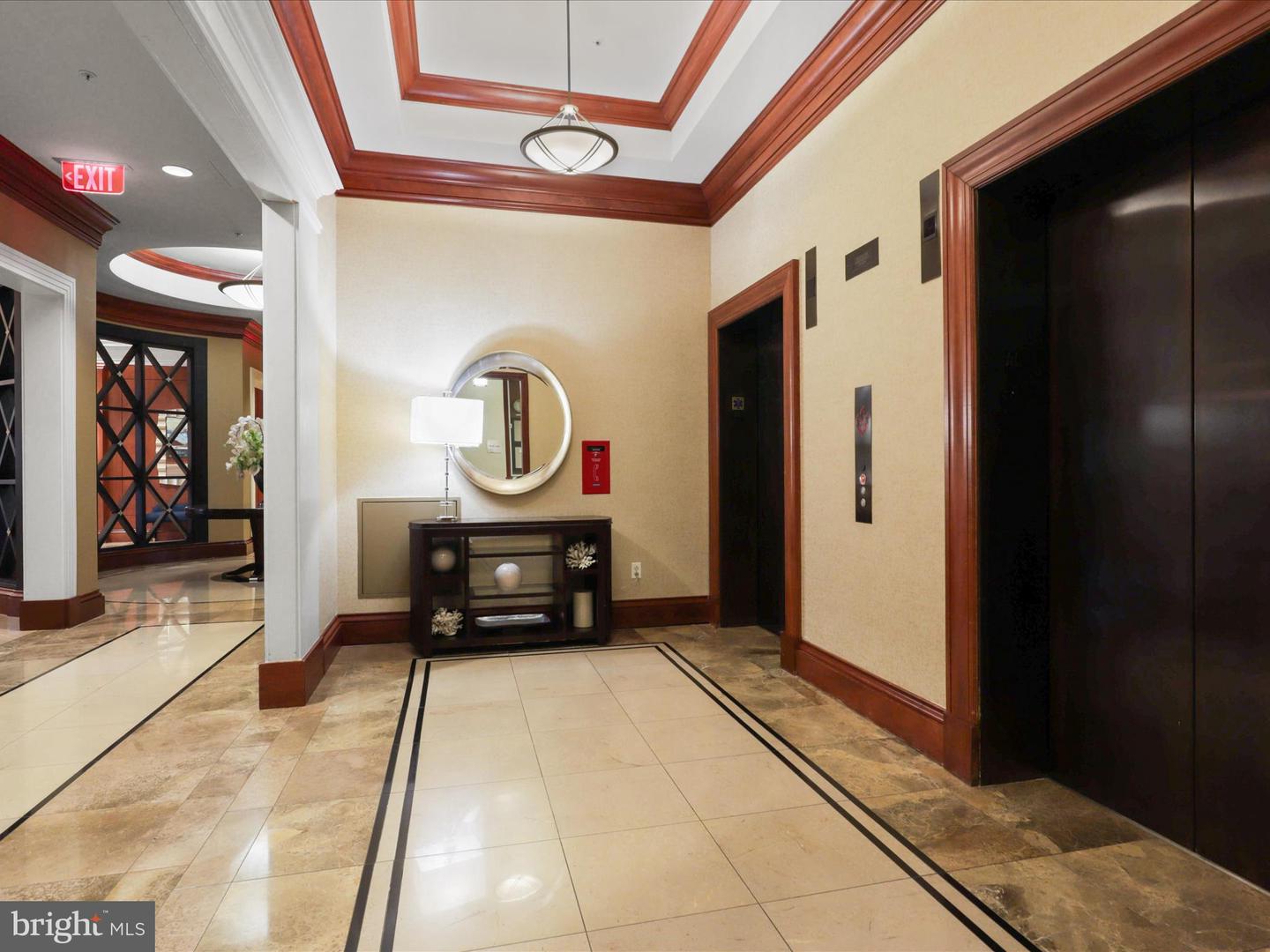 8220 CRESTWOOD HEIGHTS DR #708, MCLEAN, Virginia 22102, 2 Bedrooms Bedrooms, ,2 BathroomsBathrooms,Residential,For sale,8220 CRESTWOOD HEIGHTS DR #708,VAFX2257300 MLS # VAFX2257300