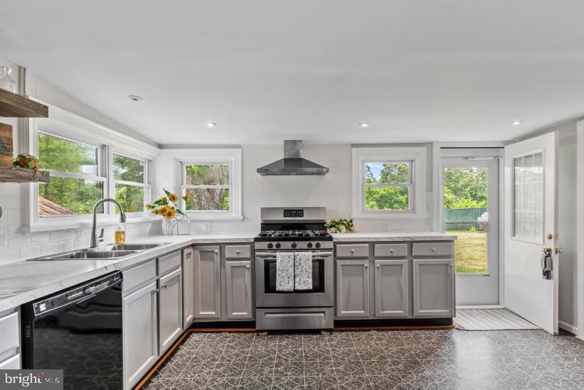 38 COOP RD, BRIGHTWOOD, Virginia 22715, 3 Bedrooms Bedrooms, ,2 BathroomsBathrooms,Residential,For sale,38 COOP RD,VAMA2002332 MLS # VAMA2002332