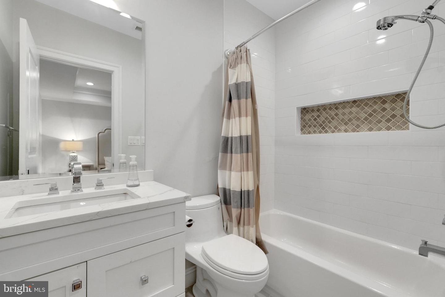 305 OLD COURTHOUSE RD NE, VIENNA, Virginia 22180, 8 Bedrooms Bedrooms, ,7 BathroomsBathrooms,Residential,For sale,305 OLD COURTHOUSE RD NE,VAFX2257342 MLS # VAFX2257342
