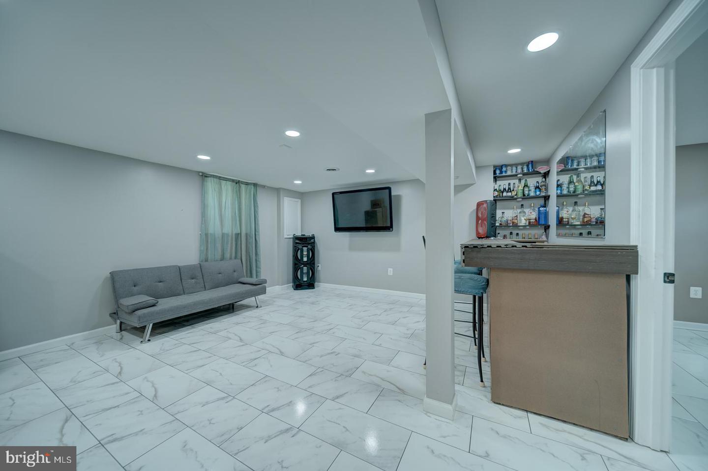 1011 FICKLEN RD, FREDERICKSBURG, Virginia 22405, 6 Bedrooms Bedrooms, ,2 BathroomsBathrooms,Residential,For sale,1011 FICKLEN RD,VAST2041224 MLS # VAST2041224