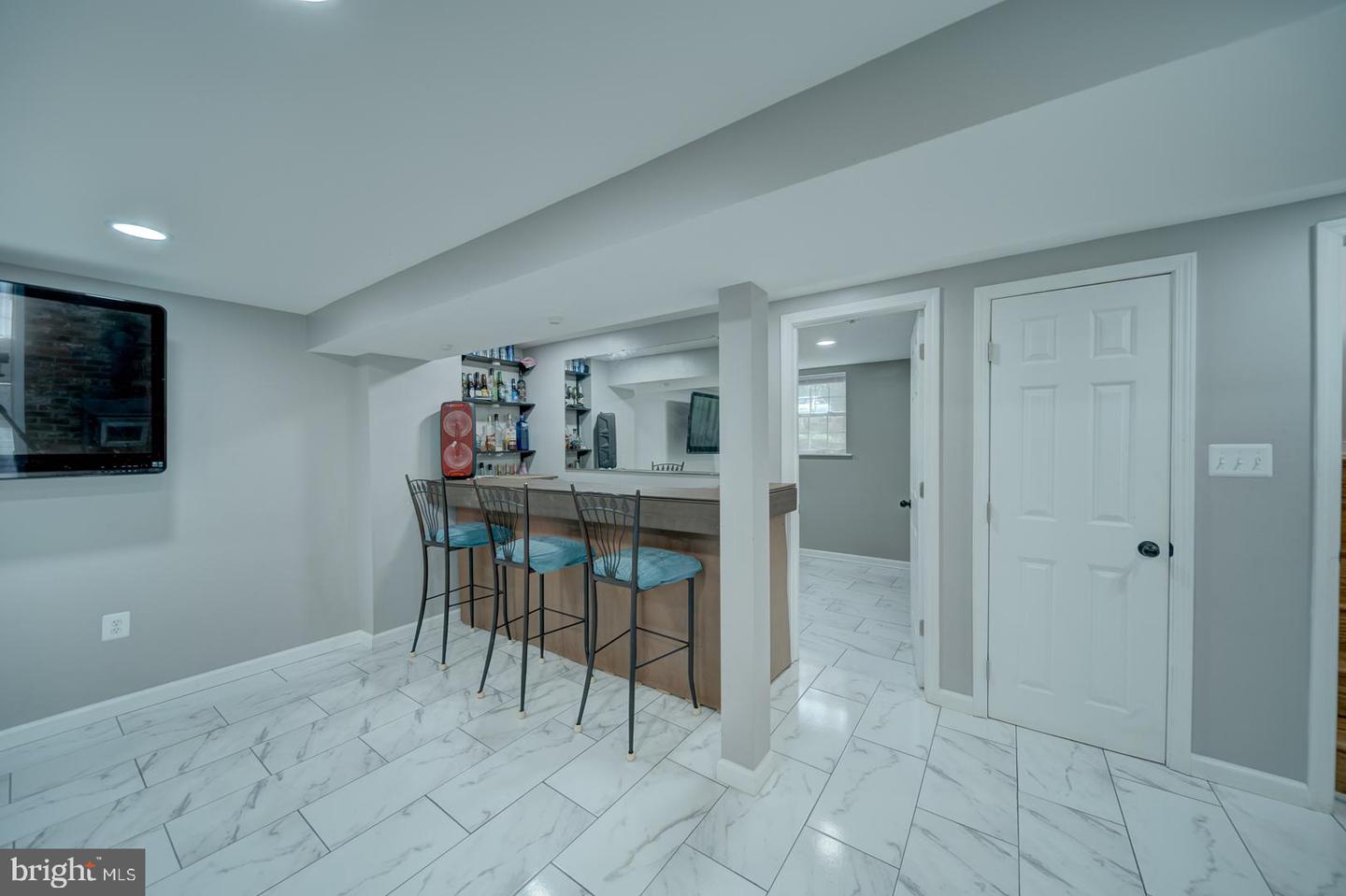 1011 FICKLEN RD, FREDERICKSBURG, Virginia 22405, 6 Bedrooms Bedrooms, ,2 BathroomsBathrooms,Residential,For sale,1011 FICKLEN RD,VAST2041224 MLS # VAST2041224