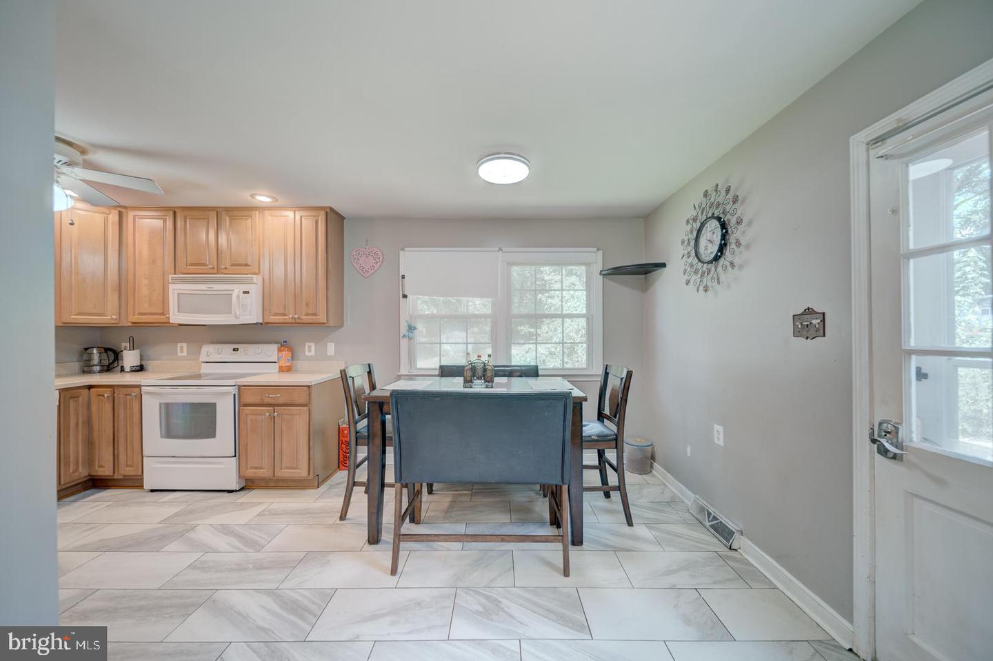 1011 FICKLEN RD, FREDERICKSBURG, Virginia 22405, 6 Bedrooms Bedrooms, ,2 BathroomsBathrooms,Residential,For sale,1011 FICKLEN RD,VAST2041224 MLS # VAST2041224