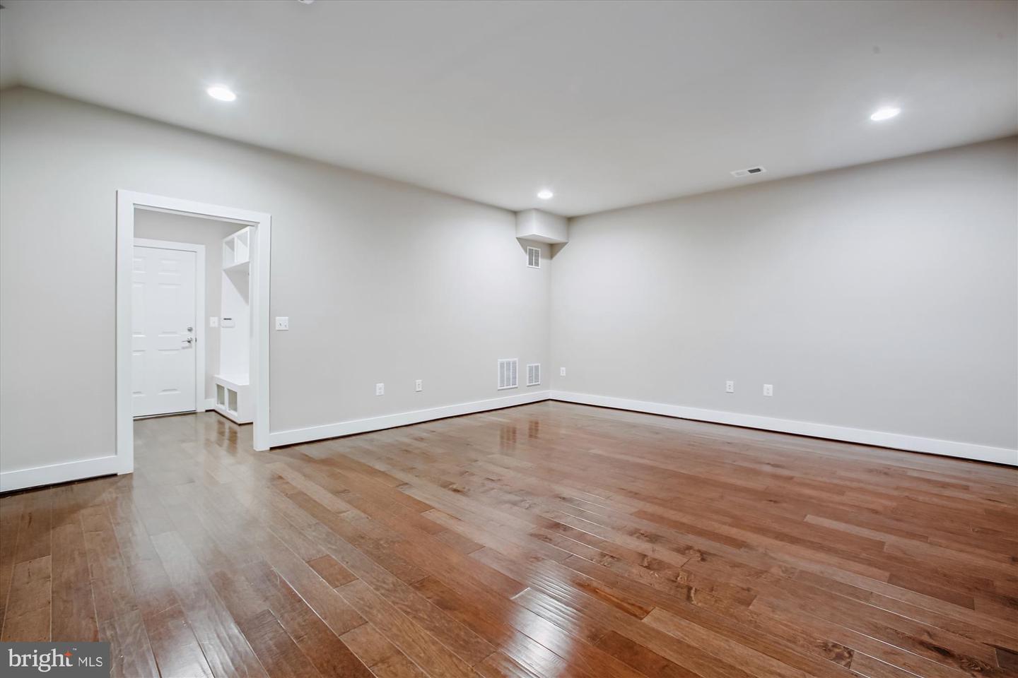 7770 BELVALE DR, ALEXANDRIA, Virginia 22315, 3 Bedrooms Bedrooms, ,2 BathroomsBathrooms,Residential,For sale,7770 BELVALE DR,VAFX2258478 MLS # VAFX2258478