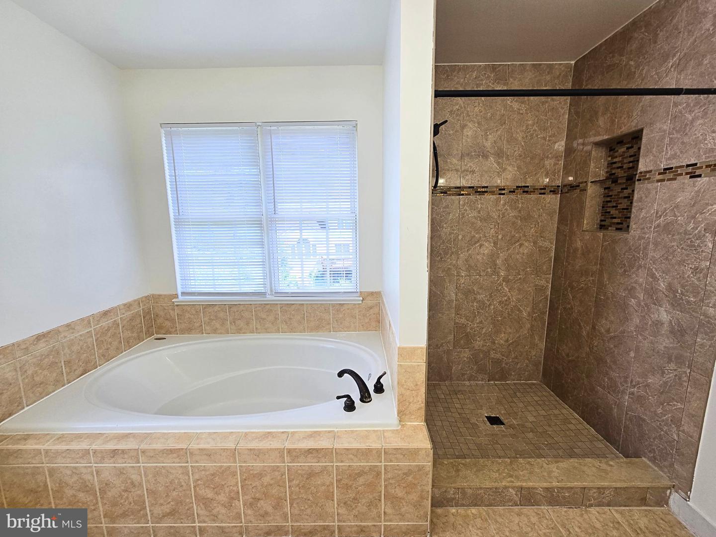 49 BASALT DR, FREDERICKSBURG, Virginia 22406, 5 Bedrooms Bedrooms, ,4 BathroomsBathrooms,Residential,For sale,49 BASALT DR,VAST2041310 MLS # VAST2041310