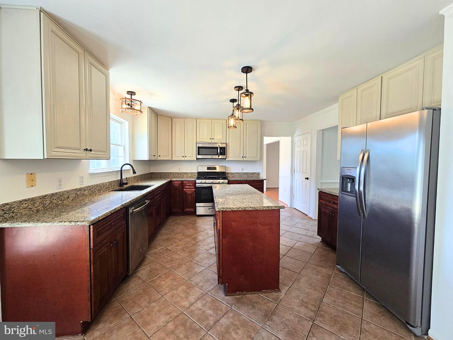 49 BASALT DR, FREDERICKSBURG, Virginia 22406, 5 Bedrooms Bedrooms, ,4 BathroomsBathrooms,Residential,For sale,49 BASALT DR,VAST2041310 MLS # VAST2041310