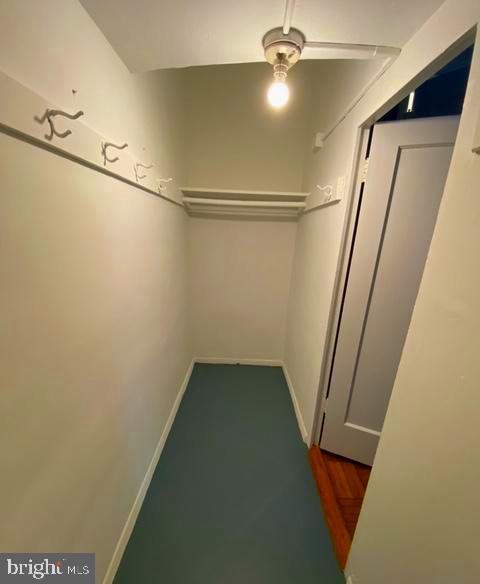 3325 VALLEY DR, ALEXANDRIA, Virginia 22302, 2 Bedrooms Bedrooms, ,1 BathroomBathrooms,Residential,For sale,3325 VALLEY DR,VAAX2048080 MLS # VAAX2048080