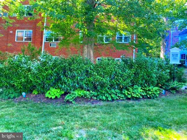 3325 VALLEY DR, ALEXANDRIA, Virginia 22302, 2 Bedrooms Bedrooms, ,1 BathroomBathrooms,Residential,For sale,3325 VALLEY DR,VAAX2048080 MLS # VAAX2048080