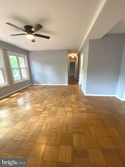 3325 VALLEY DR, ALEXANDRIA, Virginia 22302, 2 Bedrooms Bedrooms, ,1 BathroomBathrooms,Residential,For sale,3325 VALLEY DR,VAAX2048080 MLS # VAAX2048080