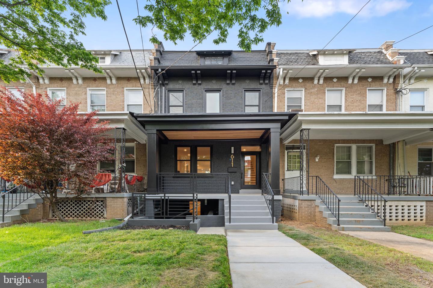611 GALLATIN ST NW, WASHINGTON, District Of Columbia 20011, 5 Bedrooms Bedrooms, ,3 BathroomsBathrooms,Residential,For sale,611 GALLATIN ST NW,DCDC2213154 MLS # DCDC2213154