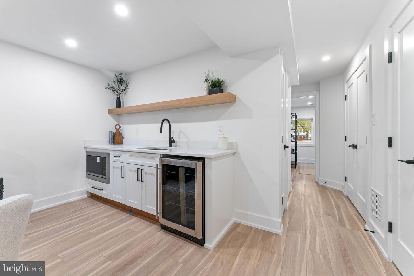 611 GALLATIN ST NW, WASHINGTON, District Of Columbia 20011, 5 Bedrooms Bedrooms, ,3 BathroomsBathrooms,Residential,For sale,611 GALLATIN ST NW,DCDC2213154 MLS # DCDC2213154