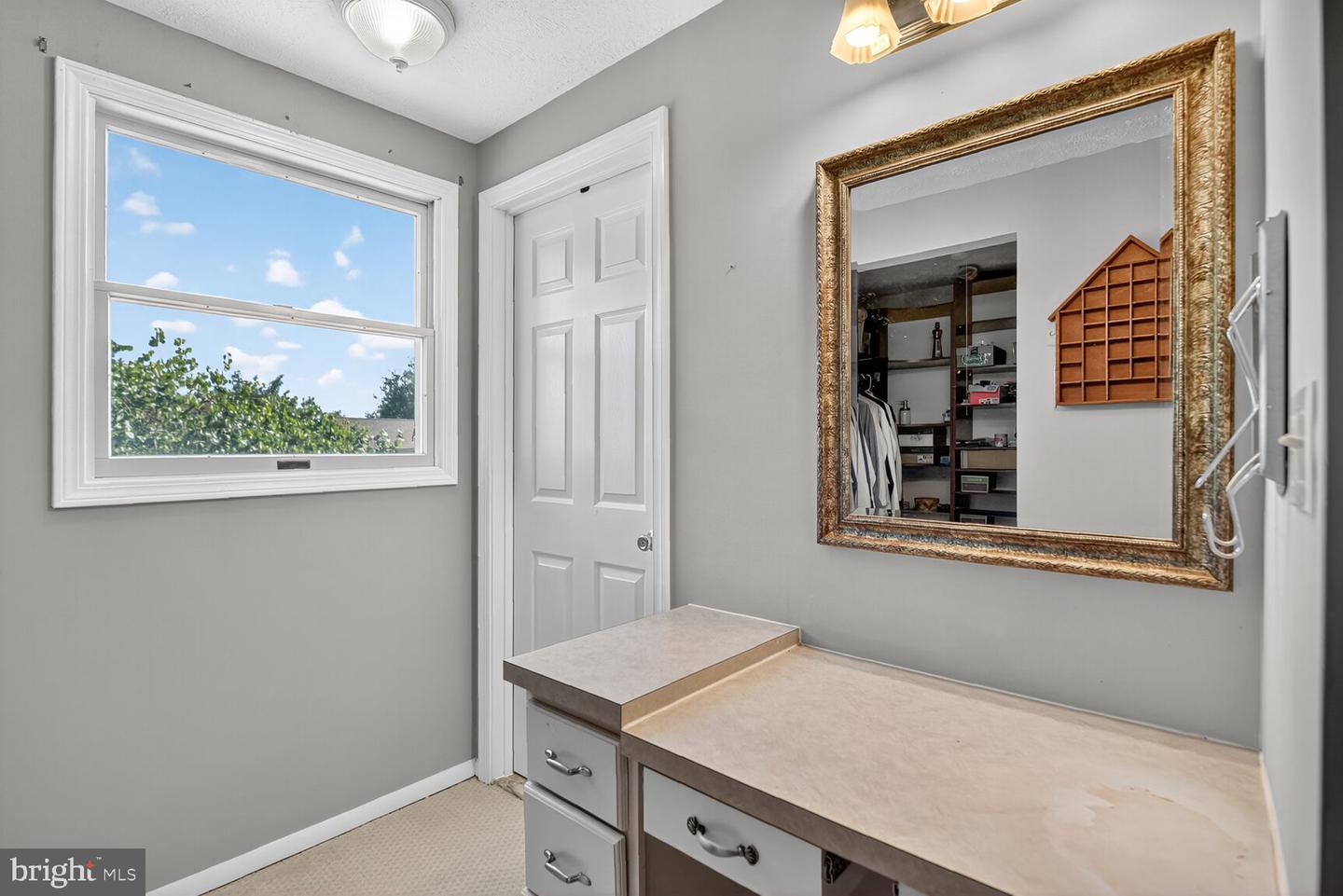 3841 BEECH DOWN DR, CHANTILLY, Virginia 20151, 4 Bedrooms Bedrooms, ,3 BathroomsBathrooms,Residential,For sale,3841 BEECH DOWN DR,VAFX2258868 MLS # VAFX2258868