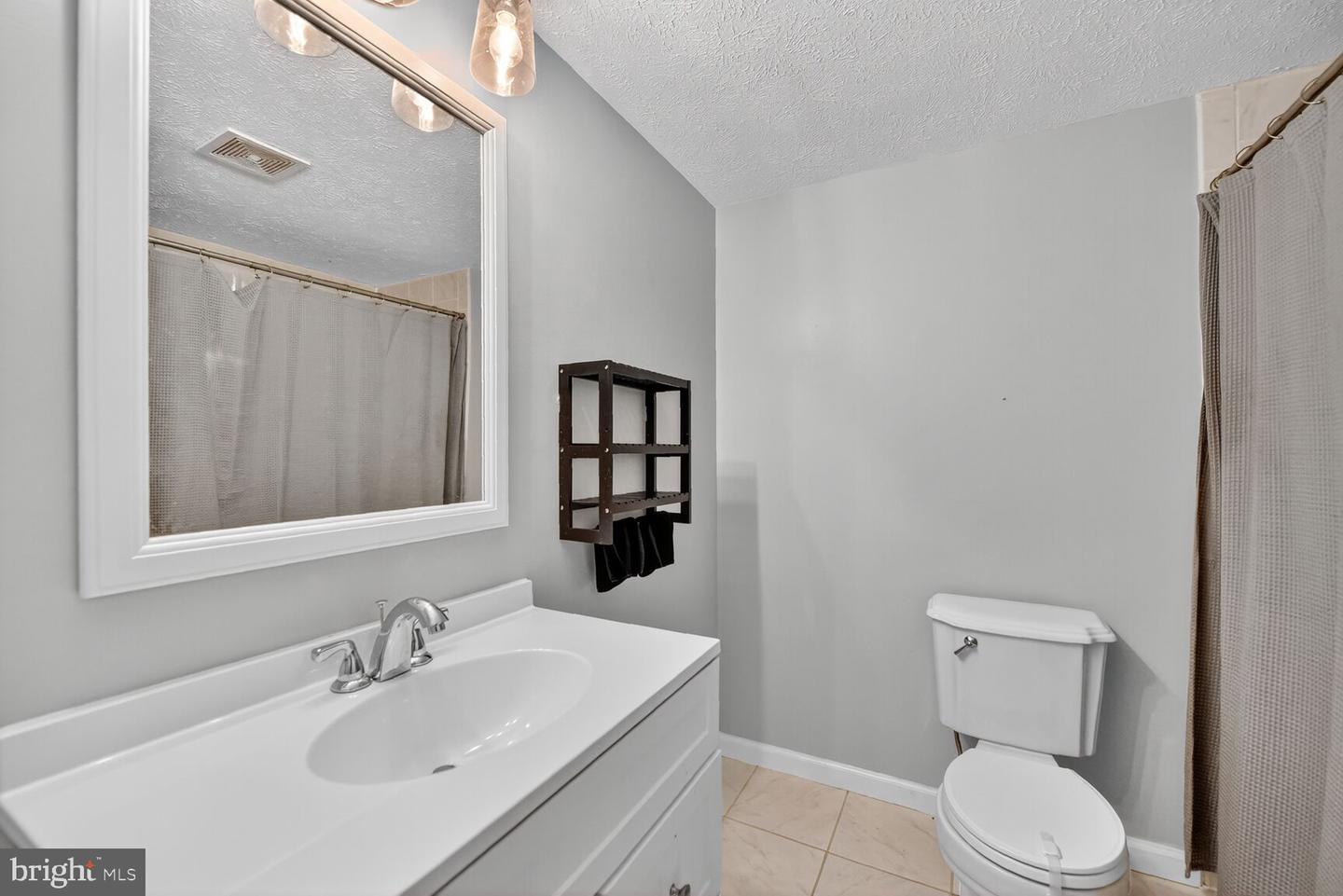 3841 BEECH DOWN DR, CHANTILLY, Virginia 20151, 4 Bedrooms Bedrooms, ,3 BathroomsBathrooms,Residential,For sale,3841 BEECH DOWN DR,VAFX2258868 MLS # VAFX2258868