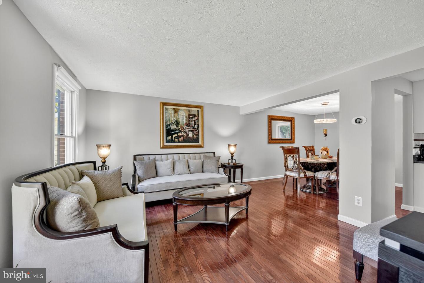 3841 BEECH DOWN DR, CHANTILLY, Virginia 20151, 4 Bedrooms Bedrooms, ,3 BathroomsBathrooms,Residential,For sale,3841 BEECH DOWN DR,VAFX2258868 MLS # VAFX2258868