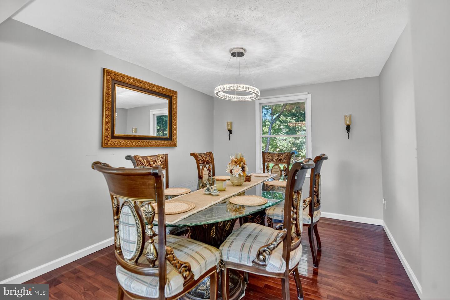 3841 BEECH DOWN DR, CHANTILLY, Virginia 20151, 4 Bedrooms Bedrooms, ,3 BathroomsBathrooms,Residential,For sale,3841 BEECH DOWN DR,VAFX2258868 MLS # VAFX2258868