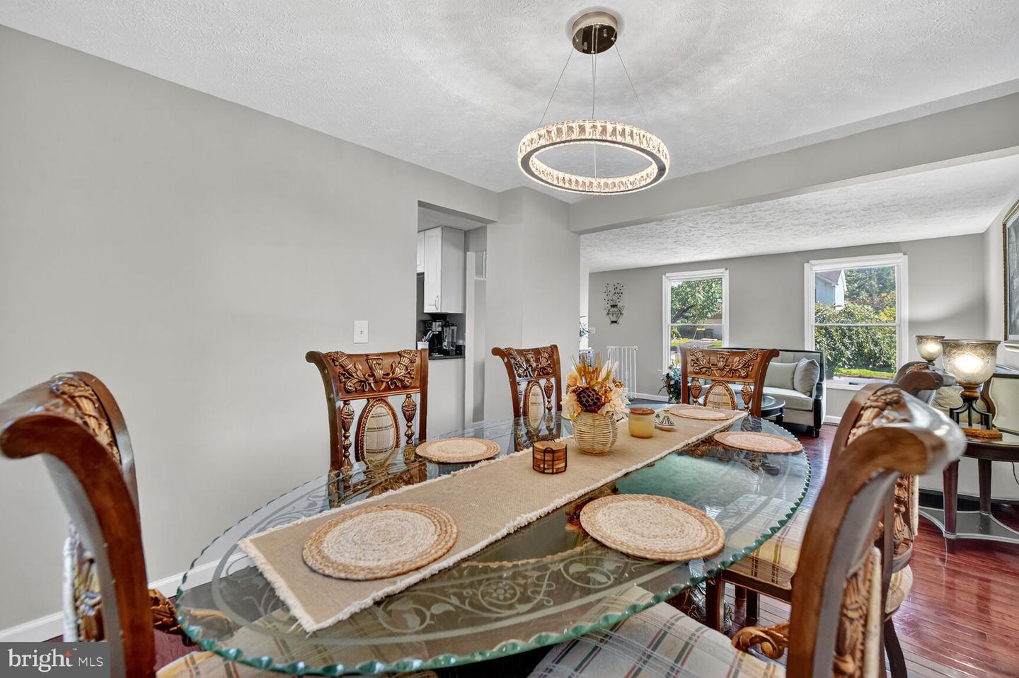 3841 BEECH DOWN DR, CHANTILLY, Virginia 20151, 4 Bedrooms Bedrooms, ,3 BathroomsBathrooms,Residential,For sale,3841 BEECH DOWN DR,VAFX2258868 MLS # VAFX2258868