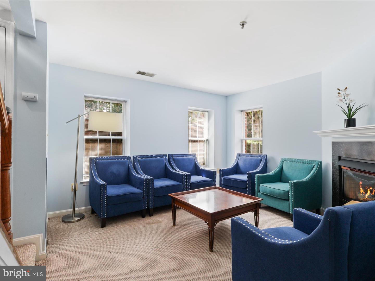 8846 ASHGROVE HOUSE LN #101, VIENNA, Virginia 22182, 2 Bedrooms Bedrooms, ,2 BathroomsBathrooms,Residential,For sale,8846 ASHGROVE HOUSE LN #101,VAFX2259304 MLS # VAFX2259304