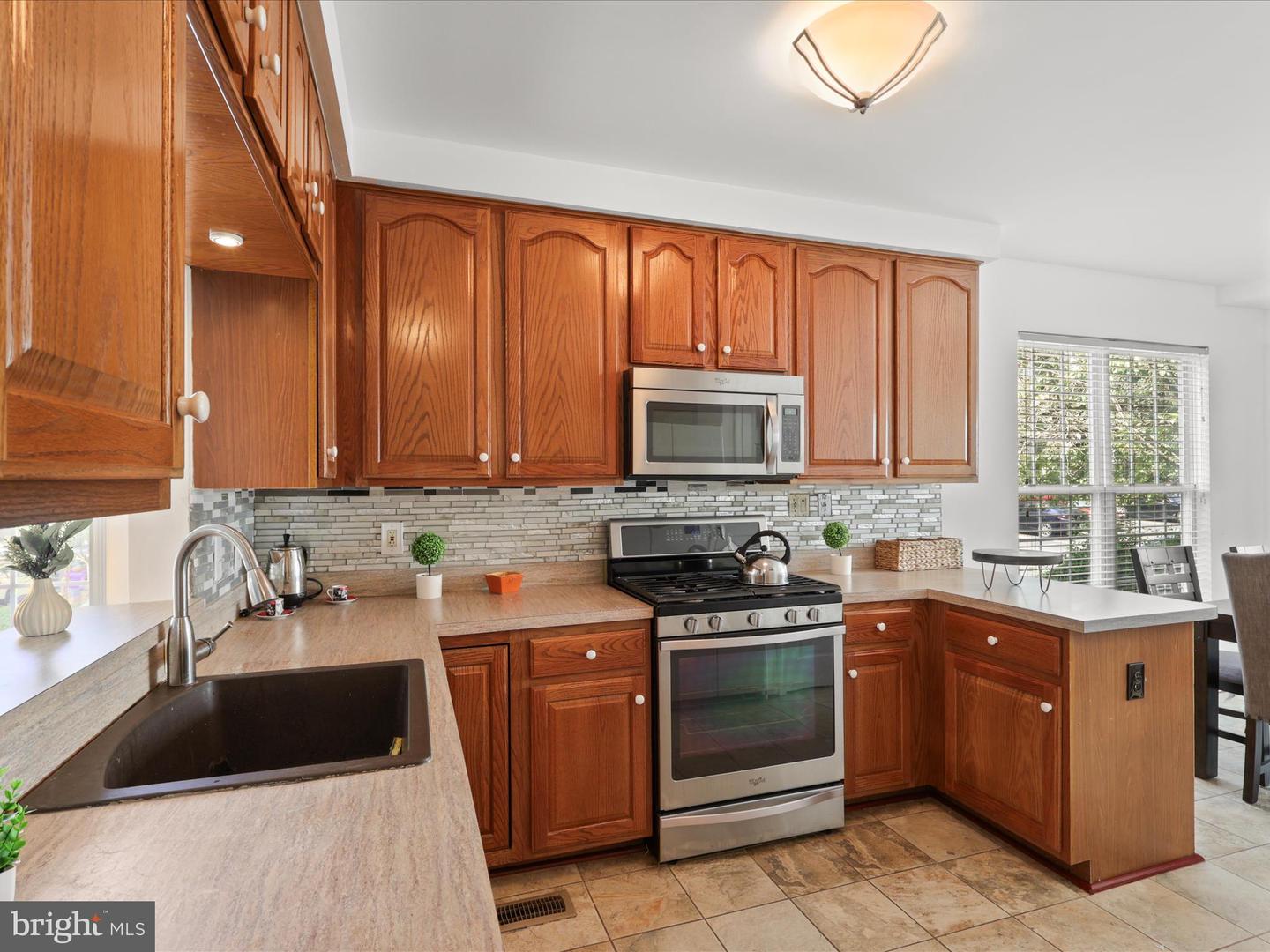 8846 ASHGROVE HOUSE LN #101, VIENNA, Virginia 22182, 2 Bedrooms Bedrooms, ,2 BathroomsBathrooms,Residential,For sale,8846 ASHGROVE HOUSE LN #101,VAFX2259304 MLS # VAFX2259304