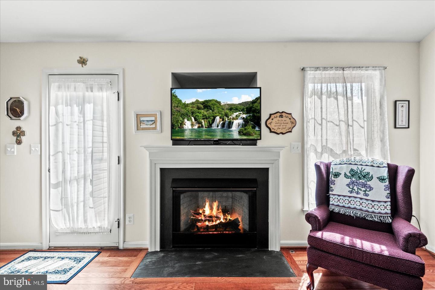 10415 KINGS COVE CT, SPOTSYLVANIA, Virginia 22553, 3 Bedrooms Bedrooms, 9 Rooms Rooms,2 BathroomsBathrooms,Residential,For sale,10415 KINGS COVE CT,VASP2035224 MLS # VASP2035224