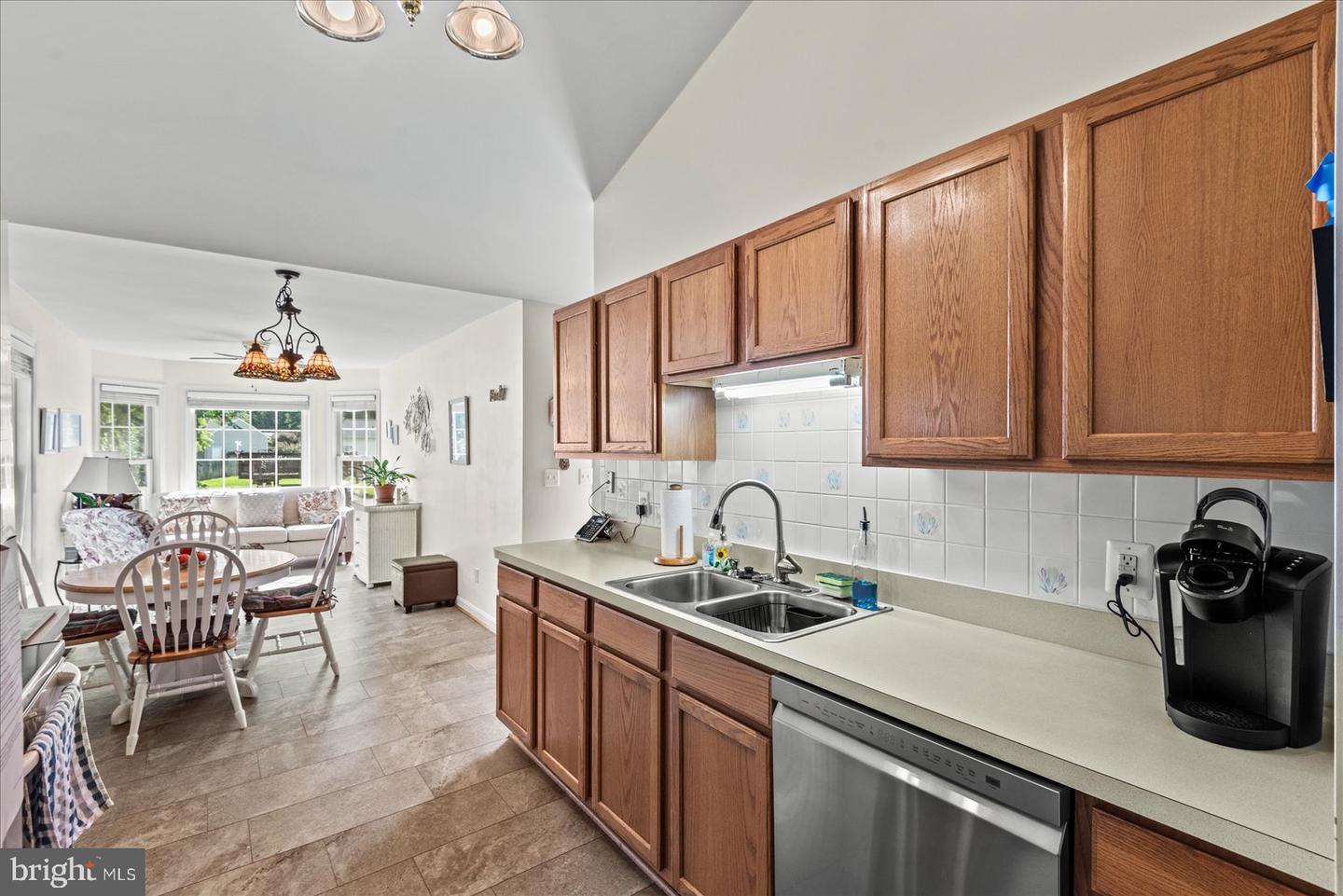 10415 KINGS COVE CT, SPOTSYLVANIA, Virginia 22553, 3 Bedrooms Bedrooms, 9 Rooms Rooms,2 BathroomsBathrooms,Residential,For sale,10415 KINGS COVE CT,VASP2035224 MLS # VASP2035224