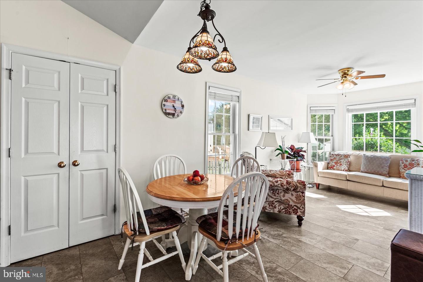 10415 KINGS COVE CT, SPOTSYLVANIA, Virginia 22553, 3 Bedrooms Bedrooms, 9 Rooms Rooms,2 BathroomsBathrooms,Residential,For sale,10415 KINGS COVE CT,VASP2035224 MLS # VASP2035224