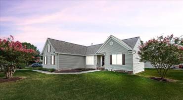 10415 KINGS COVE CT, SPOTSYLVANIA, Virginia 22553, 3 Bedrooms Bedrooms, 9 Rooms Rooms,2 BathroomsBathrooms,Residential,For sale,10415 KINGS COVE CT,VASP2035224 MLS # VASP2035224