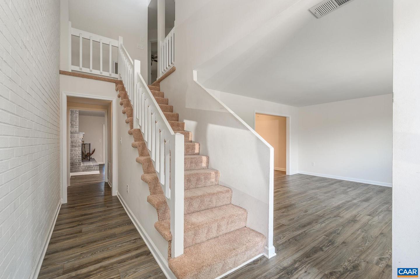114 HARVEST DR, CHARLOTTESVILLE, Virginia 22903, 3 Bedrooms Bedrooms, ,3 BathroomsBathrooms,Residential,For sale,114 HARVEST DR,667454 MLS # 667454