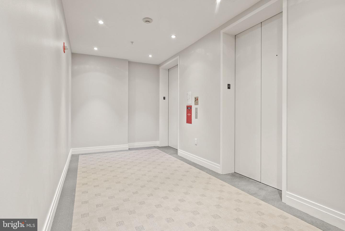 1300 13TH ST NW #408, WASHINGTON, District Of Columbia 20005, 2 Bedrooms Bedrooms, ,2 BathroomsBathrooms,Residential,For sale,1300 13TH ST NW #408,DCDC2213746 MLS # DCDC2213746