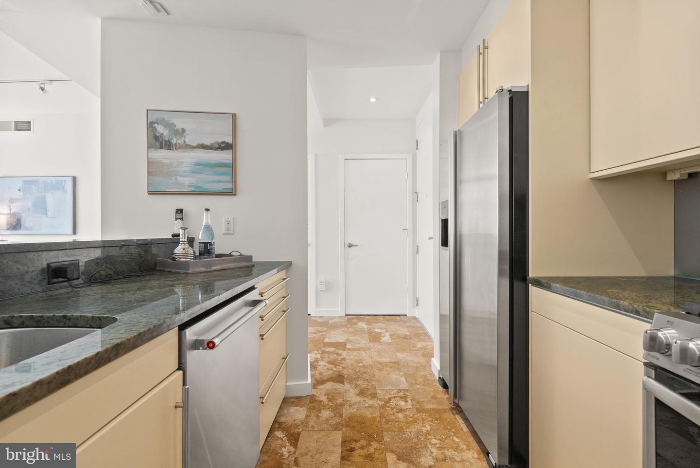 1300 13TH ST NW #408, WASHINGTON, District Of Columbia 20005, 2 Bedrooms Bedrooms, ,2 BathroomsBathrooms,Residential,For sale,1300 13TH ST NW #408,DCDC2213746 MLS # DCDC2213746