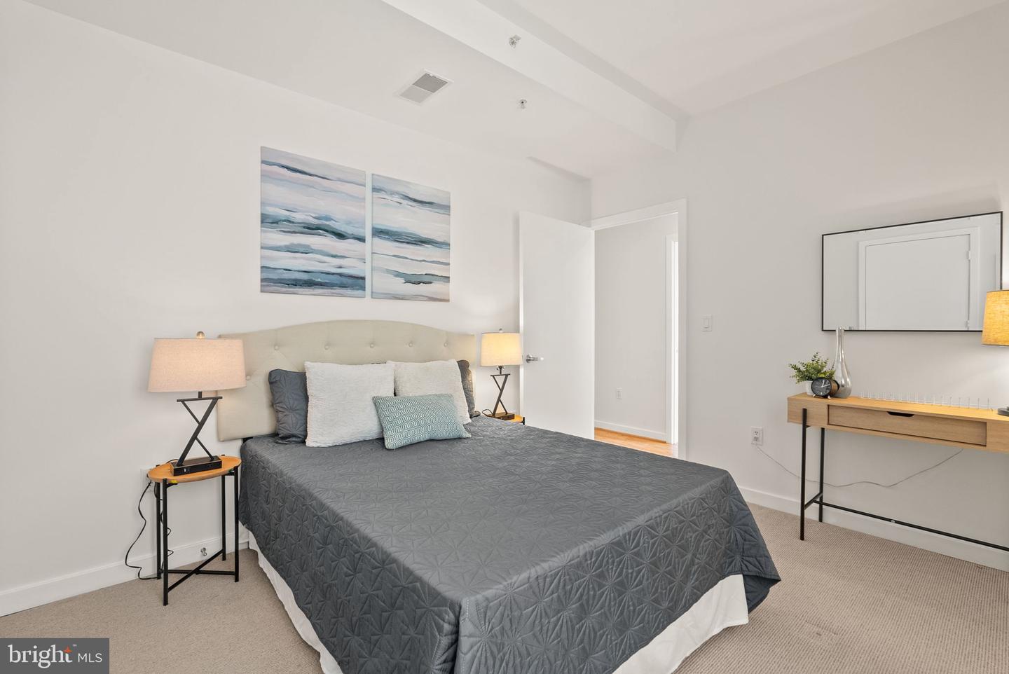 1300 13TH ST NW #408, WASHINGTON, District Of Columbia 20005, 2 Bedrooms Bedrooms, ,2 BathroomsBathrooms,Residential,For sale,1300 13TH ST NW #408,DCDC2213746 MLS # DCDC2213746