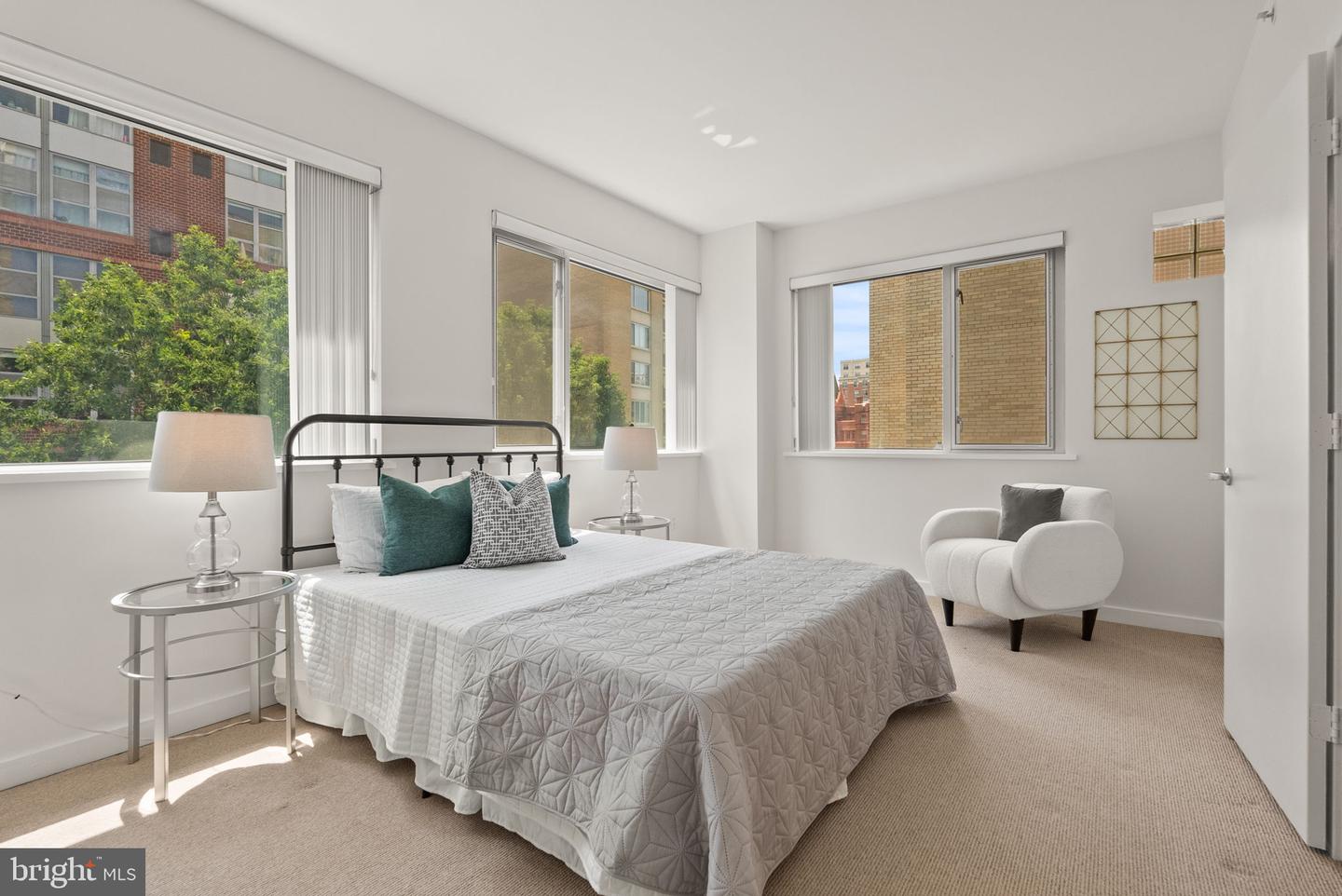 1300 13TH ST NW #408, WASHINGTON, District Of Columbia 20005, 2 Bedrooms Bedrooms, ,2 BathroomsBathrooms,Residential,For sale,1300 13TH ST NW #408,DCDC2213746 MLS # DCDC2213746