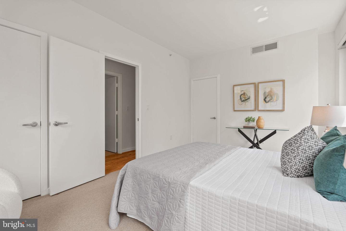 1300 13TH ST NW #408, WASHINGTON, District Of Columbia 20005, 2 Bedrooms Bedrooms, ,2 BathroomsBathrooms,Residential,For sale,1300 13TH ST NW #408,DCDC2213746 MLS # DCDC2213746