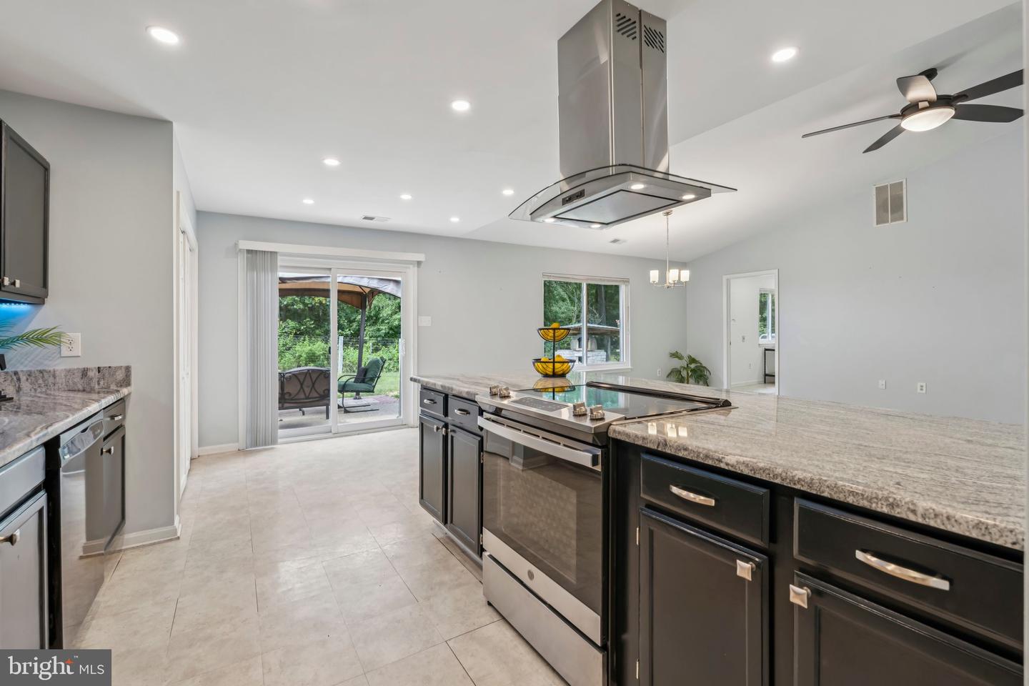 7192 SUNRISE CT, WARRENTON, Virginia 20187, 3 Bedrooms Bedrooms, ,2 BathroomsBathrooms,Residential,For sale,7192 SUNRISE CT,VAFQ2017836 MLS # VAFQ2017836