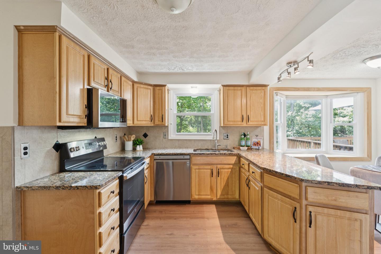 112 BUCKEYE CT, STERLING, Virginia 20164, 5 Bedrooms Bedrooms, ,3 BathroomsBathrooms,Residential,For sale,112 BUCKEYE CT,VALO2104022 MLS # VALO2104022