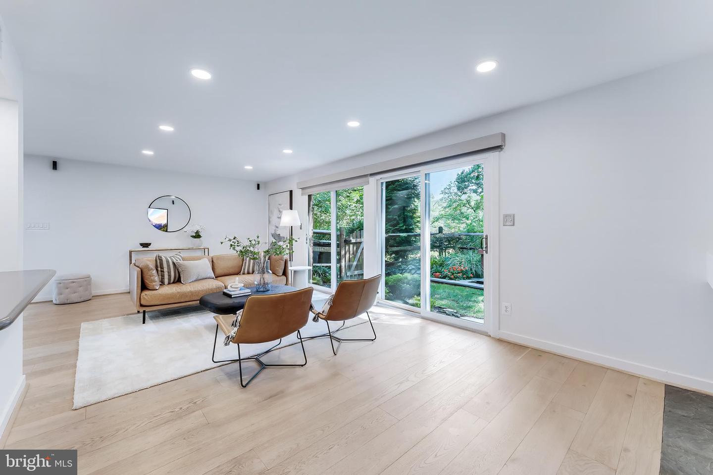 11205 WEDGE DR, RESTON, Virginia 20190, 4 Bedrooms Bedrooms, 8 Rooms Rooms,3 BathroomsBathrooms,Residential,For sale,11205 WEDGE DR,VAFX2259868 MLS # VAFX2259868