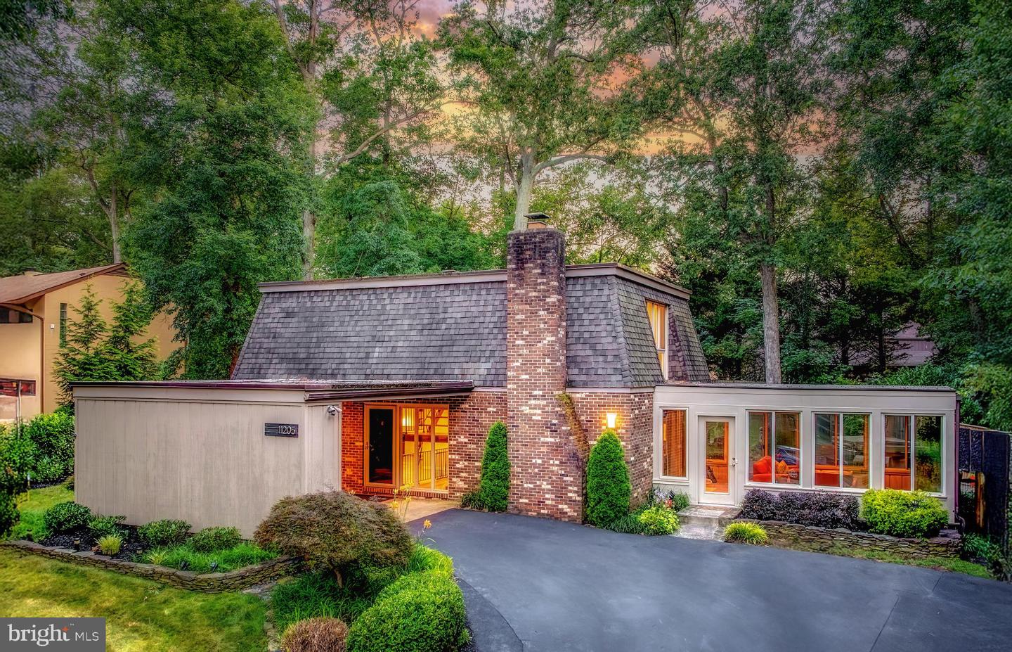 11205 WEDGE DR, RESTON, Virginia 20190, 4 Bedrooms Bedrooms, 8 Rooms Rooms,3 BathroomsBathrooms,Residential,For sale,11205 WEDGE DR,VAFX2259868 MLS # VAFX2259868