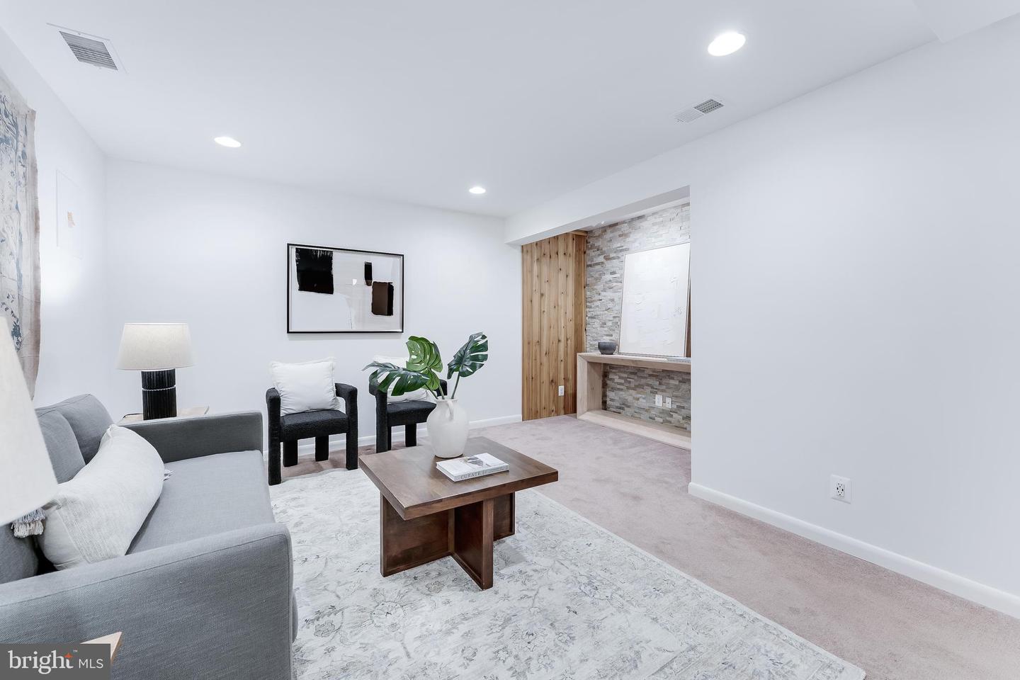11205 WEDGE DR, RESTON, Virginia 20190, 4 Bedrooms Bedrooms, 8 Rooms Rooms,3 BathroomsBathrooms,Residential,For sale,11205 WEDGE DR,VAFX2259868 MLS # VAFX2259868