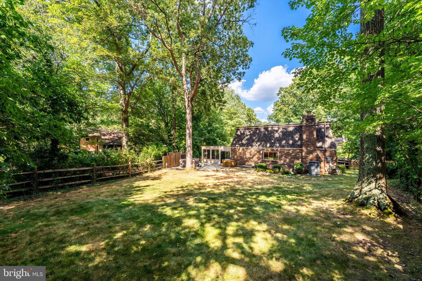 11205 WEDGE DR, RESTON, Virginia 20190, 4 Bedrooms Bedrooms, 8 Rooms Rooms,3 BathroomsBathrooms,Residential,For sale,11205 WEDGE DR,VAFX2259868 MLS # VAFX2259868