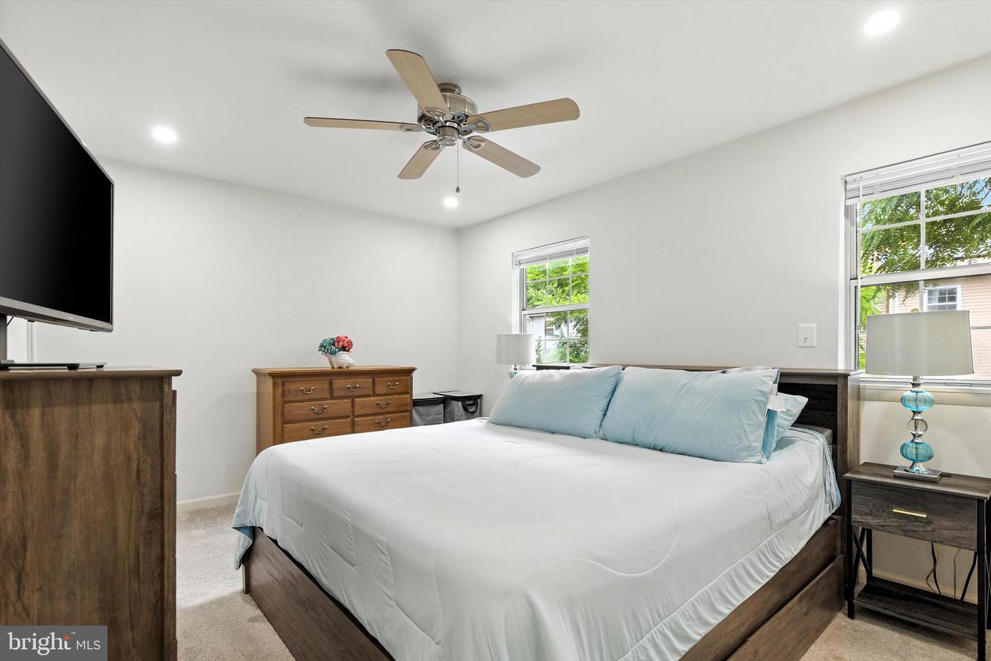 4388 ENSBROOK LN, WOODBRIDGE, Virginia 22193, 3 Bedrooms Bedrooms, 7 Rooms Rooms,2 BathroomsBathrooms,Residential,For sale,4388 ENSBROOK LN,VAPW2101028 MLS # VAPW2101028