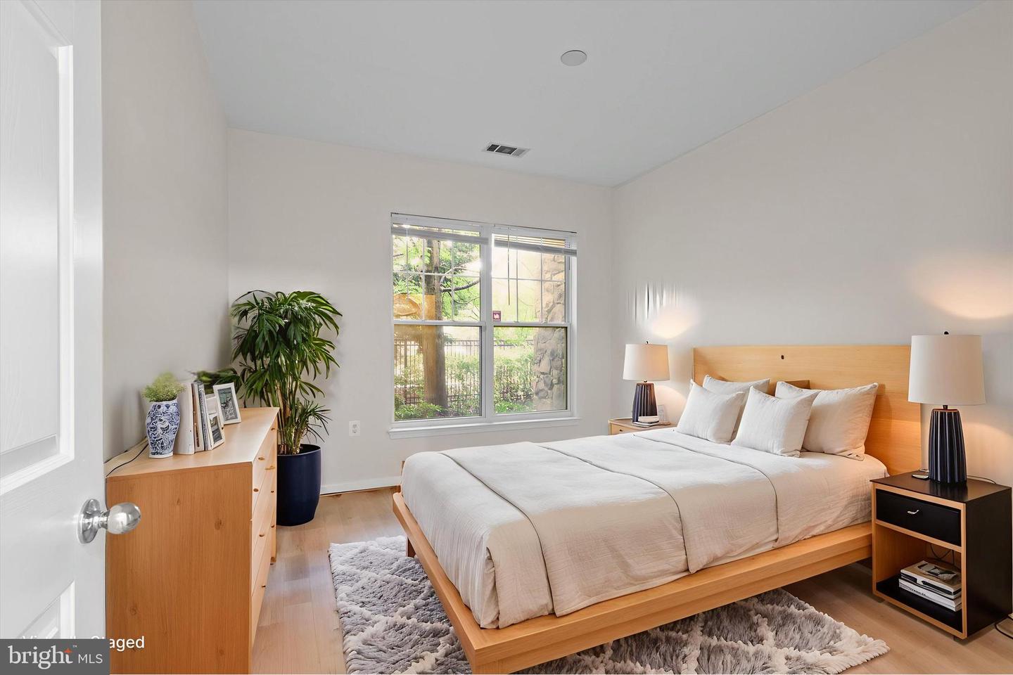 5126-A BRITTNEY ELYSE CIR #A, CENTREVILLE, Virginia 20120, 1 Bedroom Bedrooms, 2 Rooms Rooms,1 BathroomBathrooms,Residential,For sale,5126-A BRITTNEY ELYSE CIR #A,VAFX2260038 MLS # VAFX2260038 5126-A BRITTNEY ELYSE CIR #A, CENTREVILLE, Virginia 20120, 1 Bedroom Bedrooms, 2 Rooms Rooms,1 BathroomBathrooms,Residential,For sale,5126-A BRITTNEY ELYSE CIR #A,VAFX2260038 MLS # VAFX2260038