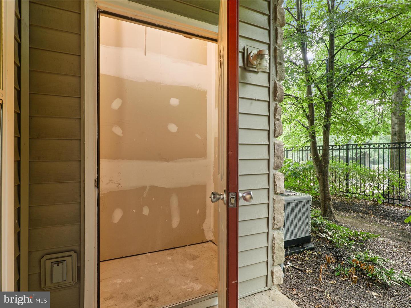 5126-A BRITTNEY ELYSE CIR #A, CENTREVILLE, Virginia 20120, 1 Bedroom Bedrooms, 2 Rooms Rooms,1 BathroomBathrooms,Residential,For sale,5126-A BRITTNEY ELYSE CIR #A,VAFX2260038 MLS # VAFX2260038 5126-A BRITTNEY ELYSE CIR #A, CENTREVILLE, Virginia 20120, 1 Bedroom Bedrooms, 2 Rooms Rooms,1 BathroomBathrooms,Residential,For sale,5126-A BRITTNEY ELYSE CIR #A,VAFX2260038 MLS # VAFX2260038