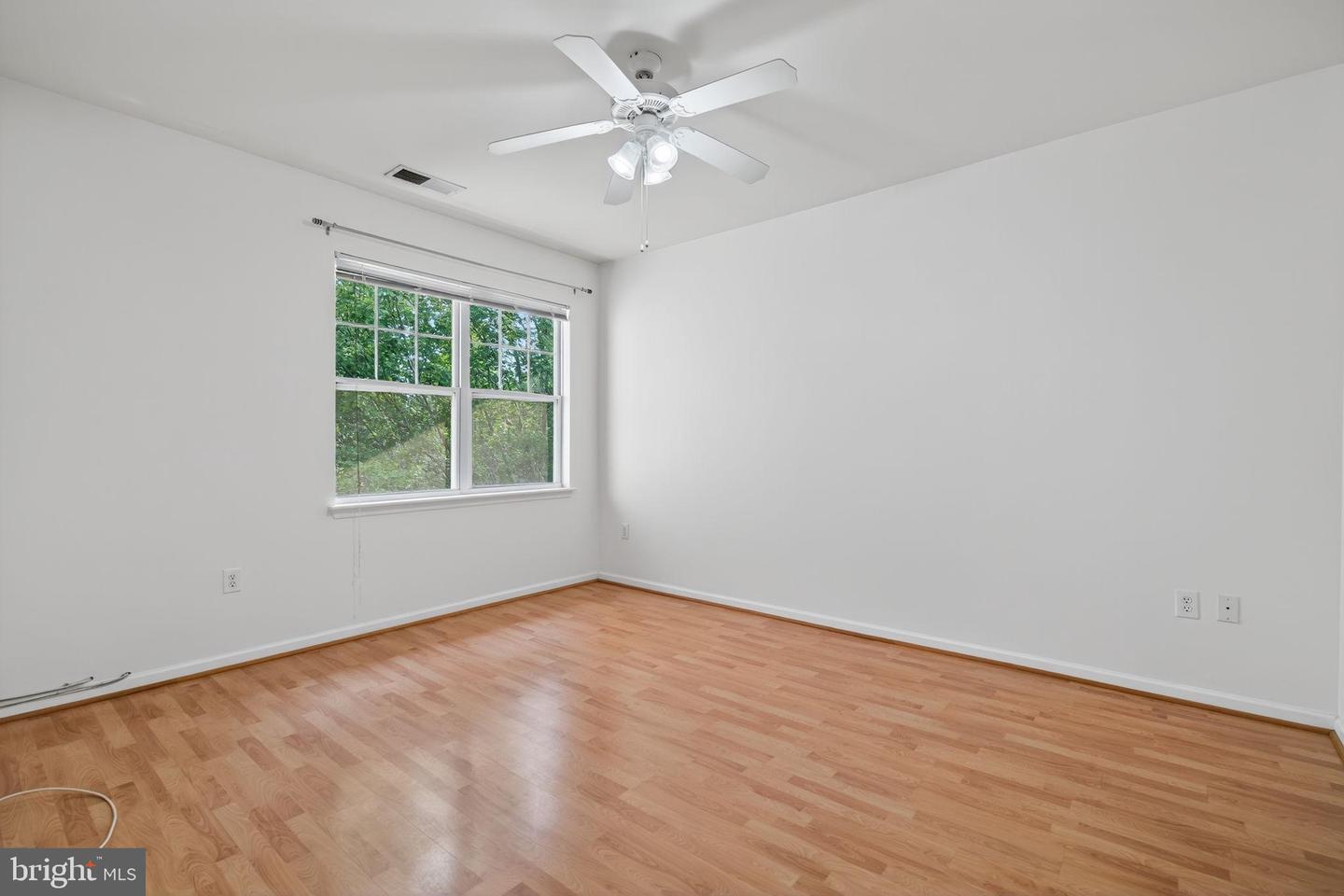 12148 GARDEN GROVE CIR #403, FAIRFAX, Virginia 22030, 2 Bedrooms Bedrooms, 4 Rooms Rooms,2 BathroomsBathrooms,Residential,For sale,12148 GARDEN GROVE CIR #403,VAFX2260072 MLS # VAFX2260072
