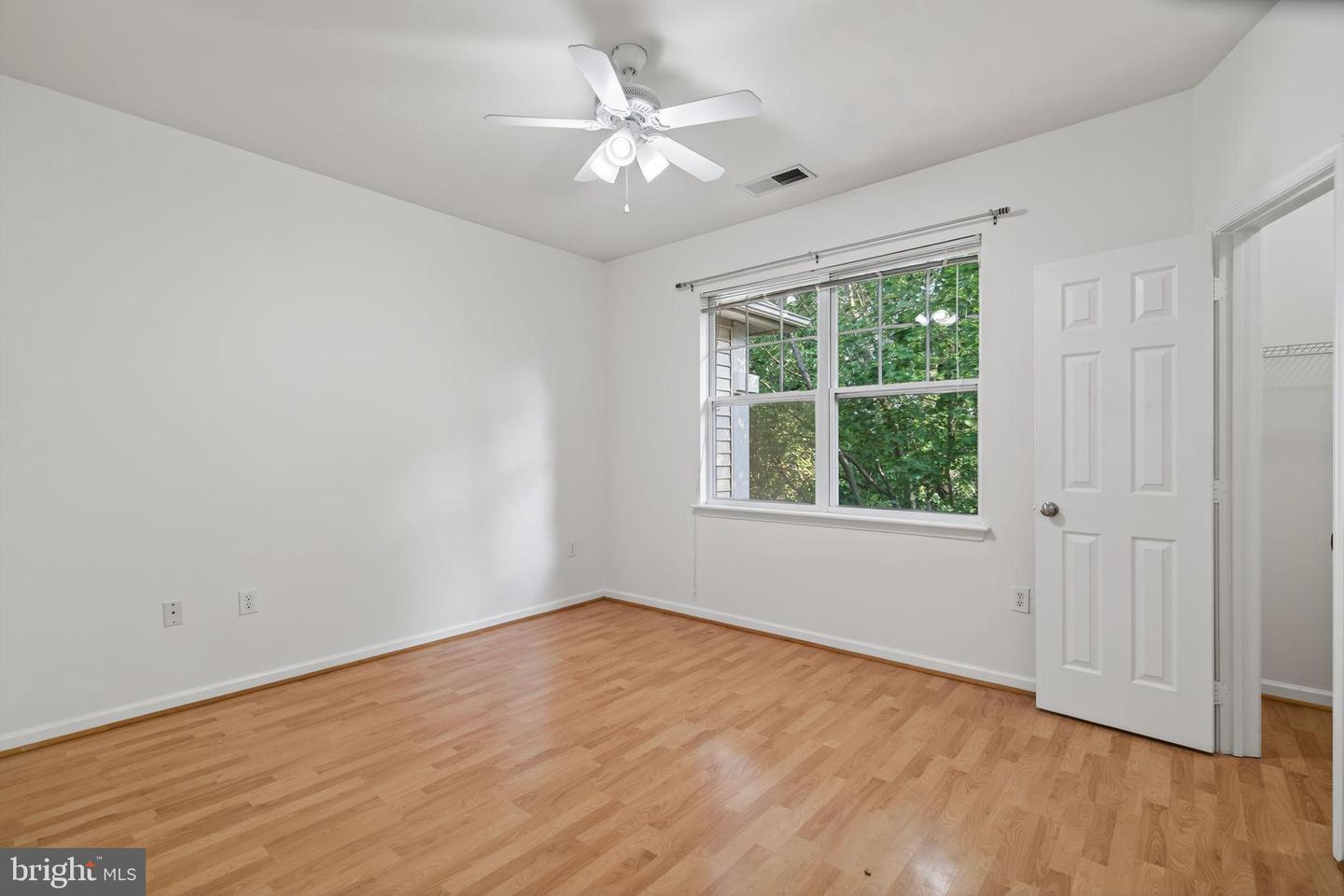 12148 GARDEN GROVE CIR #403, FAIRFAX, Virginia 22030, 2 Bedrooms Bedrooms, 4 Rooms Rooms,2 BathroomsBathrooms,Residential,For sale,12148 GARDEN GROVE CIR #403,VAFX2260072 MLS # VAFX2260072