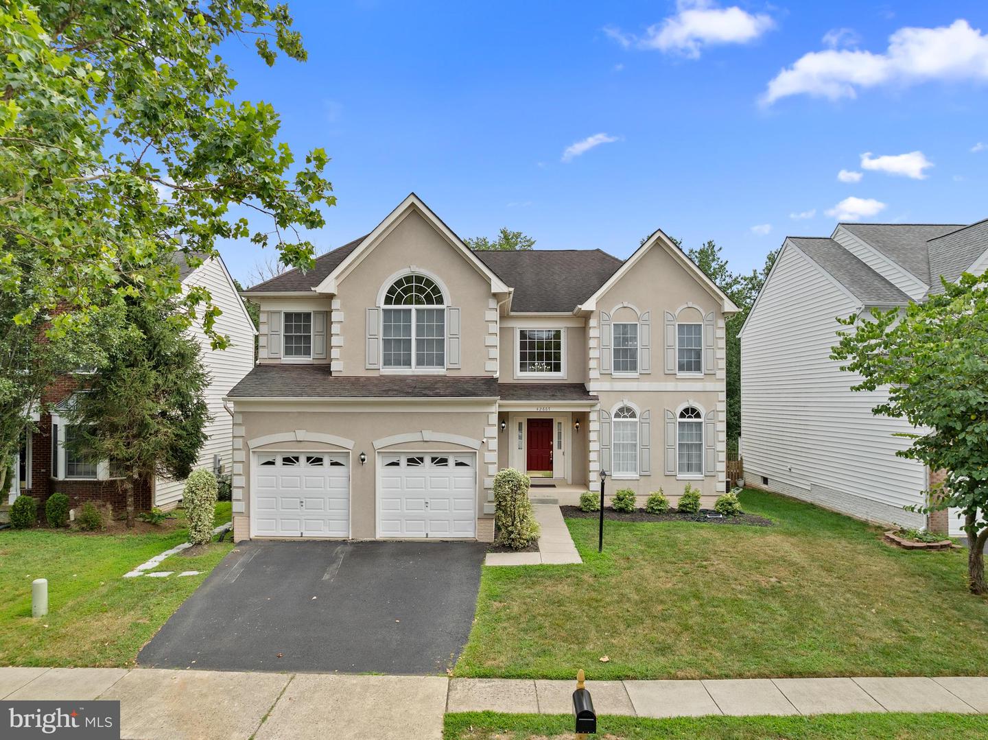 42667 FREEDOM ST, CHANTILLY, Virginia 20152, 6 Bedrooms Bedrooms, ,5 BathroomsBathrooms,Residential,For sale,42667 FREEDOM ST,VALO2104200 MLS # VALO2104200