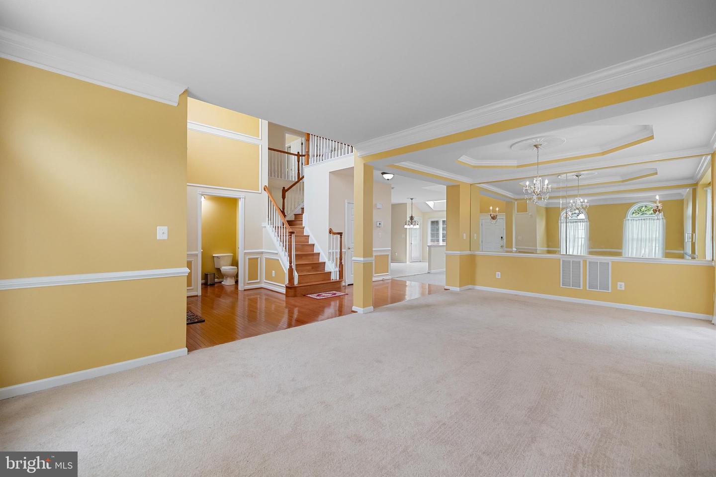 42667 FREEDOM ST, CHANTILLY, Virginia 20152, 6 Bedrooms Bedrooms, ,5 BathroomsBathrooms,Residential,For sale,42667 FREEDOM ST,VALO2104200 MLS # VALO2104200